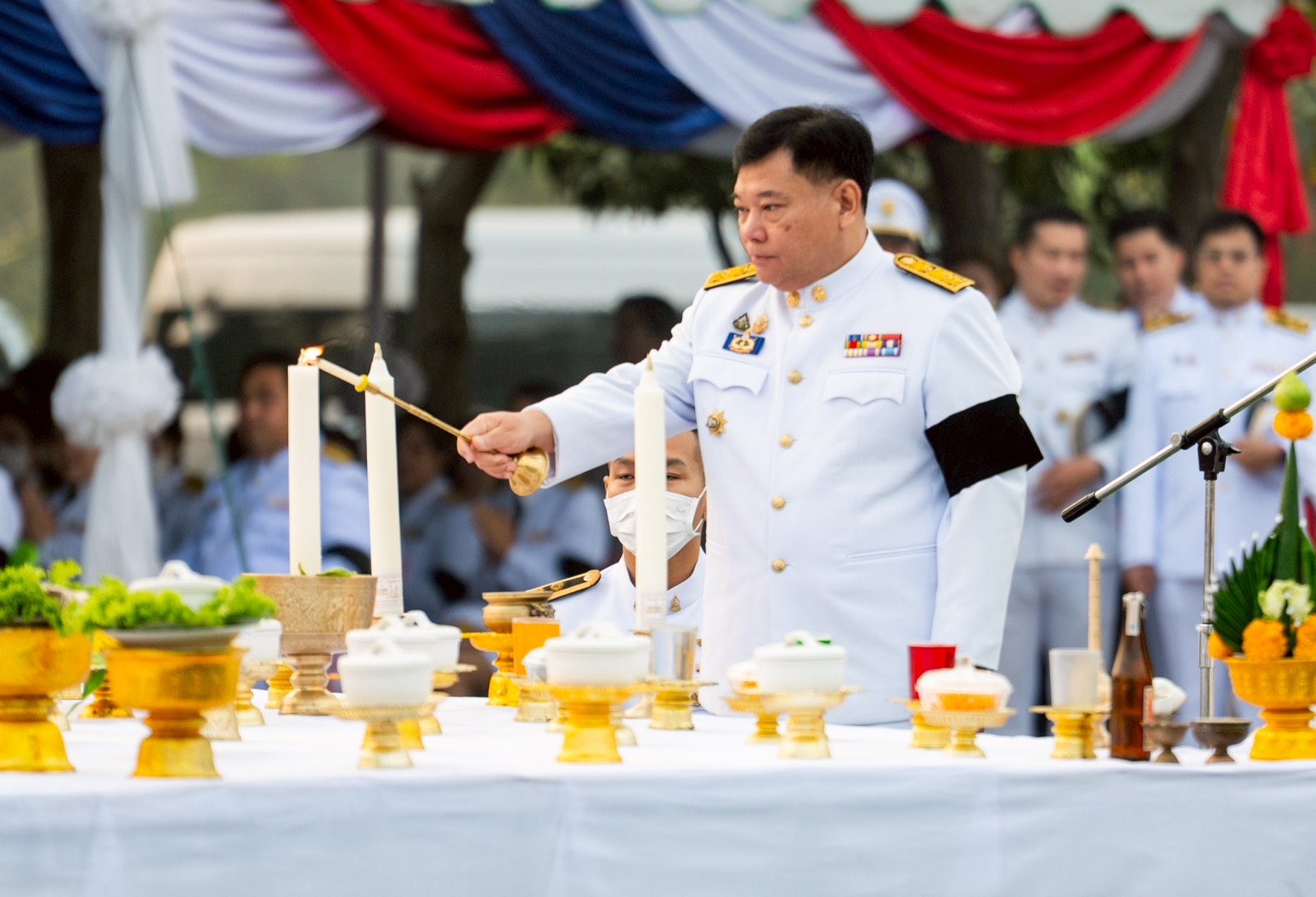 title - ส.ป.ก.อ่างทอง ร่วมงานรัฐพิธีถวายราชสักการะ 